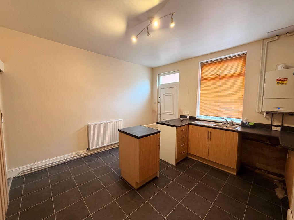 Property photo 3 of 8 Picture No. 02