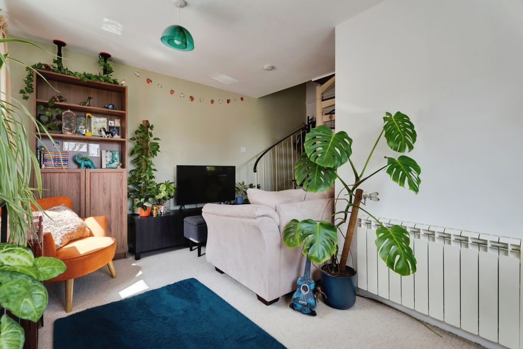 Property photo 2 of 14 Pbox-Img.Jpg