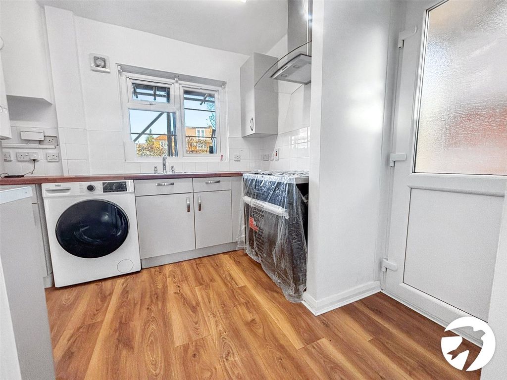 Property photo 2 of 7 Picture No. 02