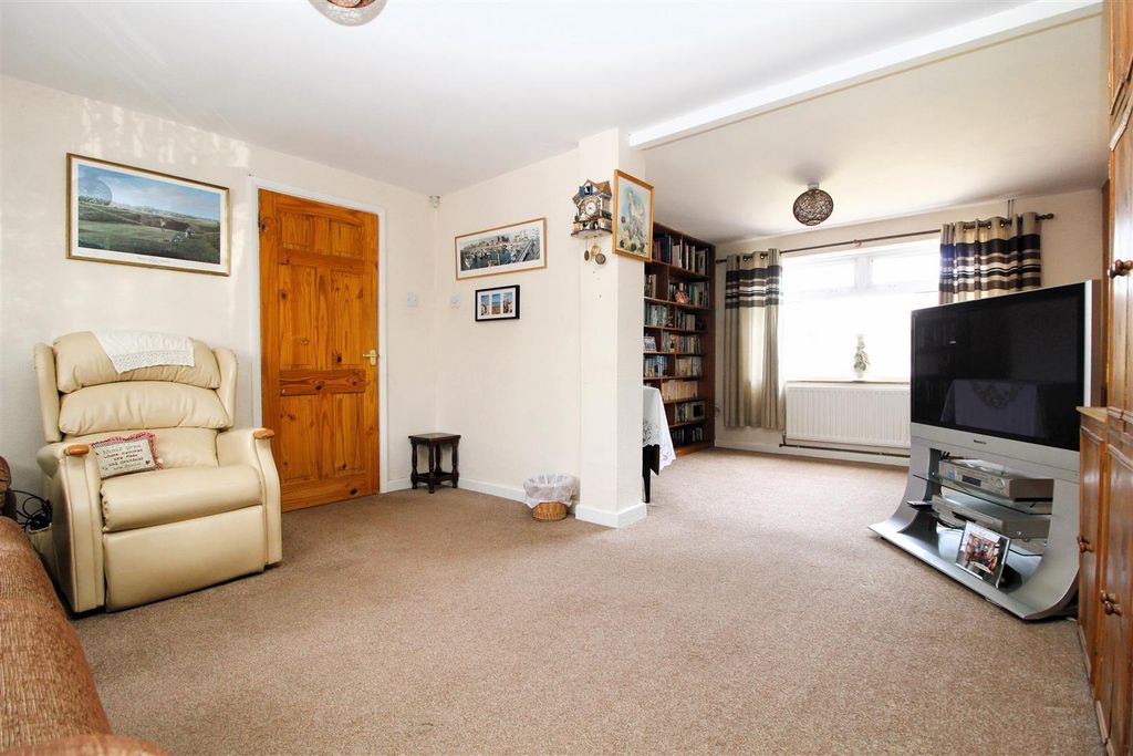 Property photo 2 of 15 Img_1919.Jpg