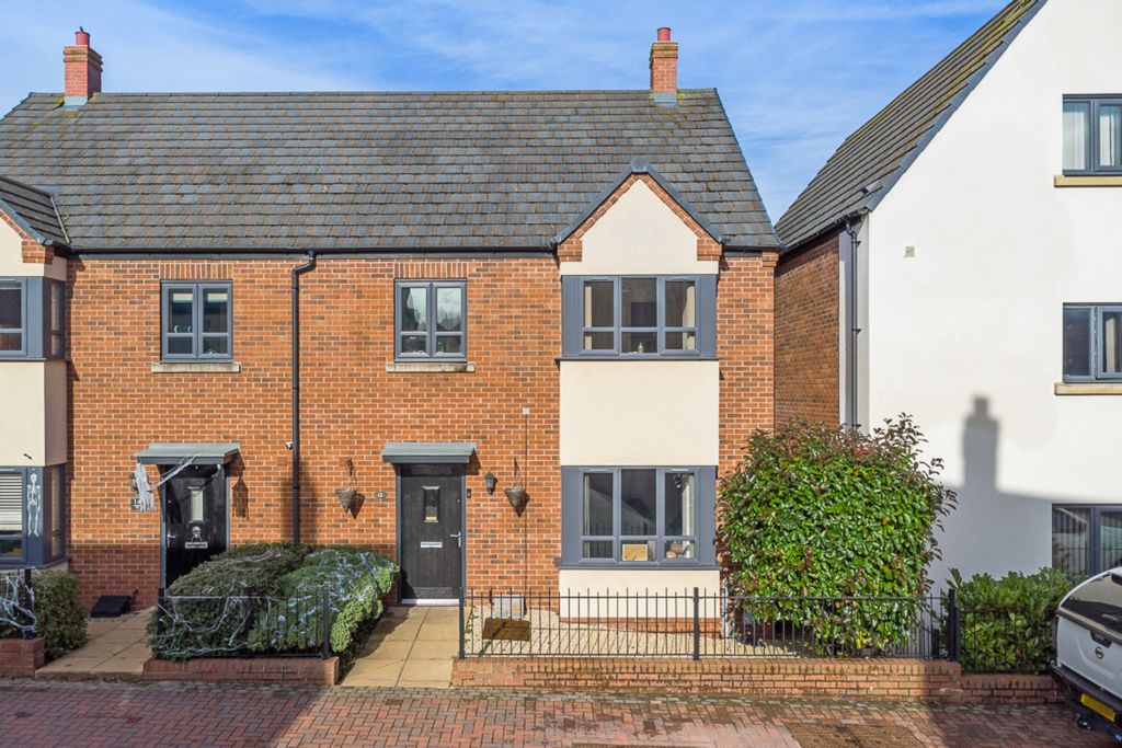 Property photo 1 of 21