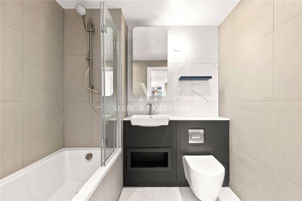 Property photo 3 of 15 Picture No. 07