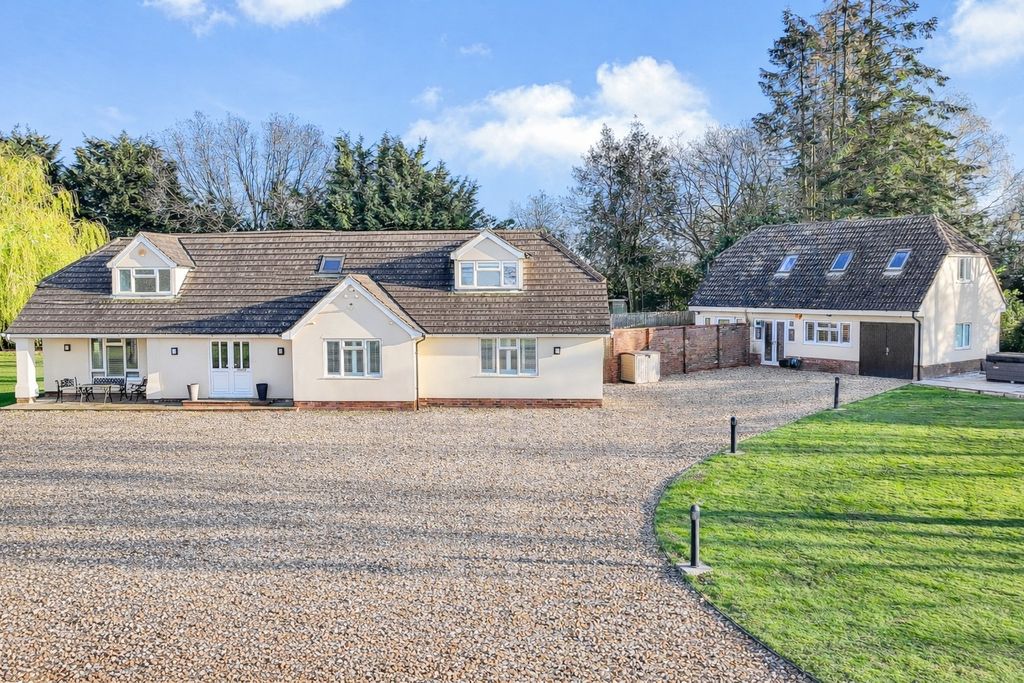 Property photo 1 of 45 4458462