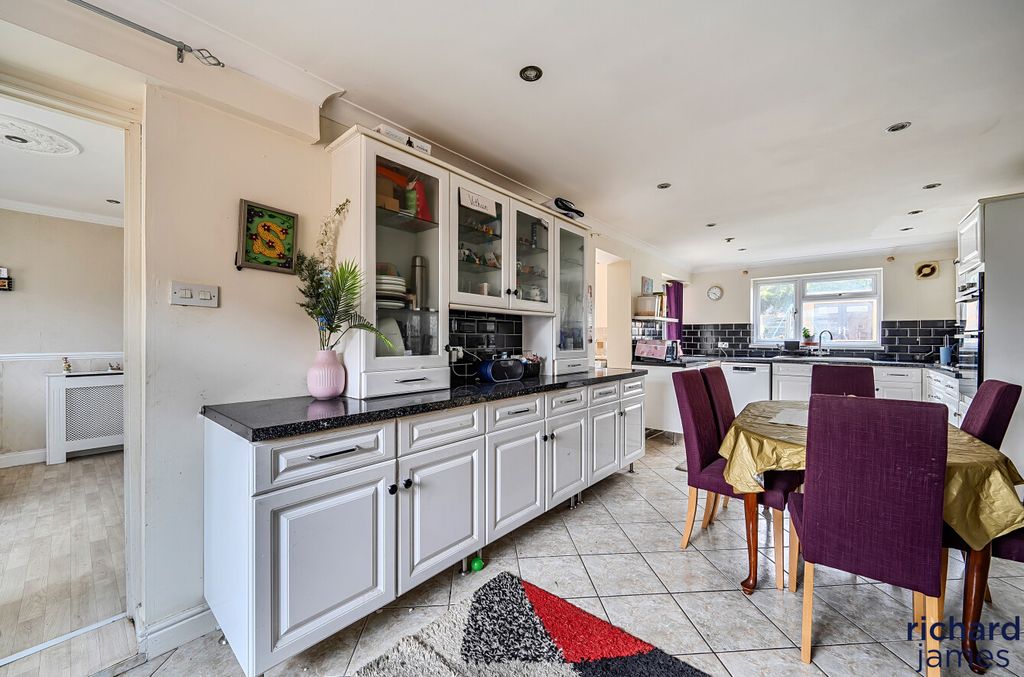 Property photo 2 of 20 A7c37Adb5Fa74d3Bb067171E2143d661