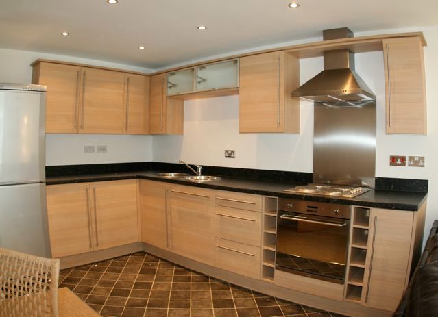 Property photo 1 of 6 Kitchen