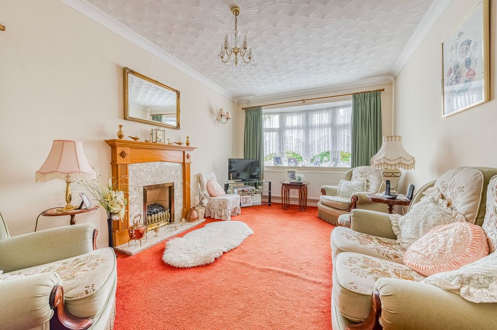 Property photo 2 of 16