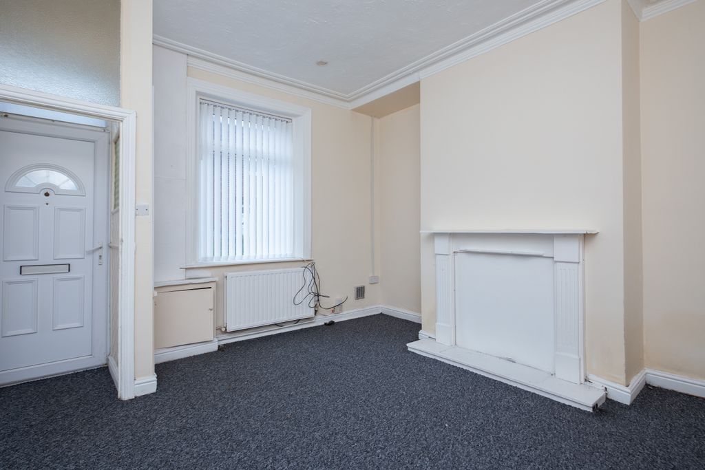 Property photo 3 of 24