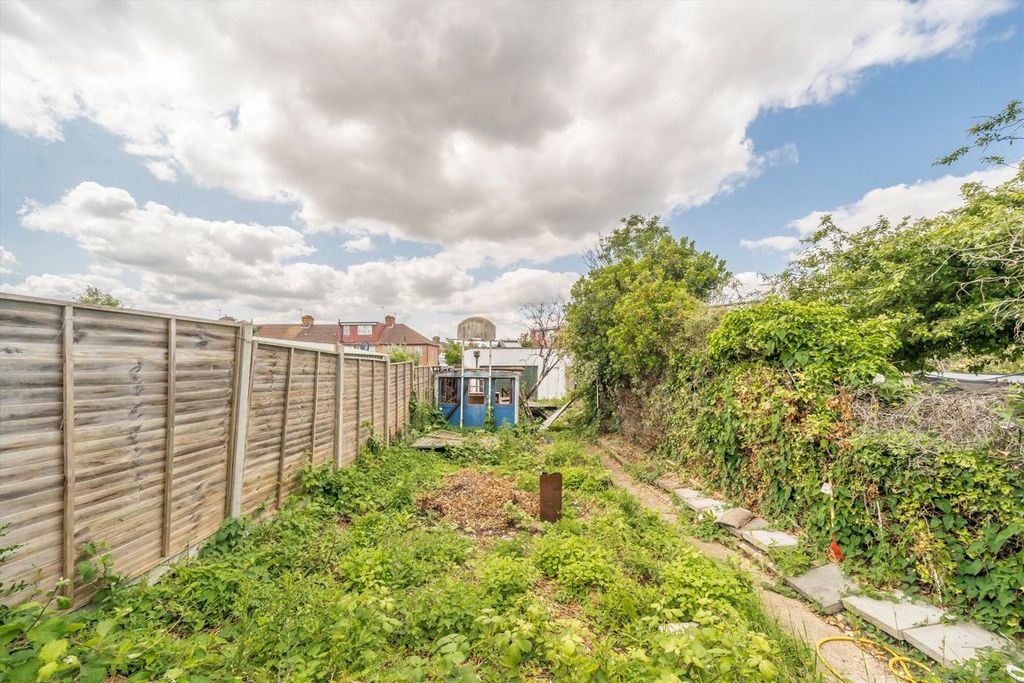 Property photo 2 of 7