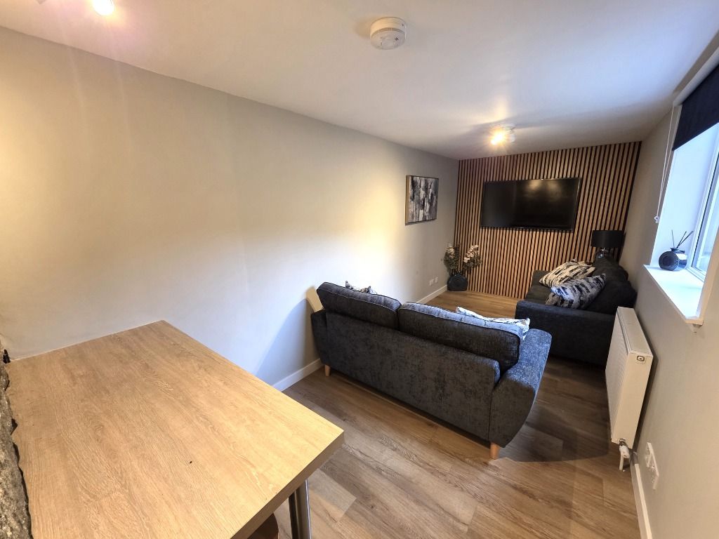 Property photo 1 of 12 Photo 1