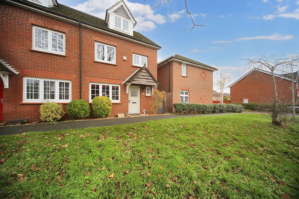 Property photo 1 of 25