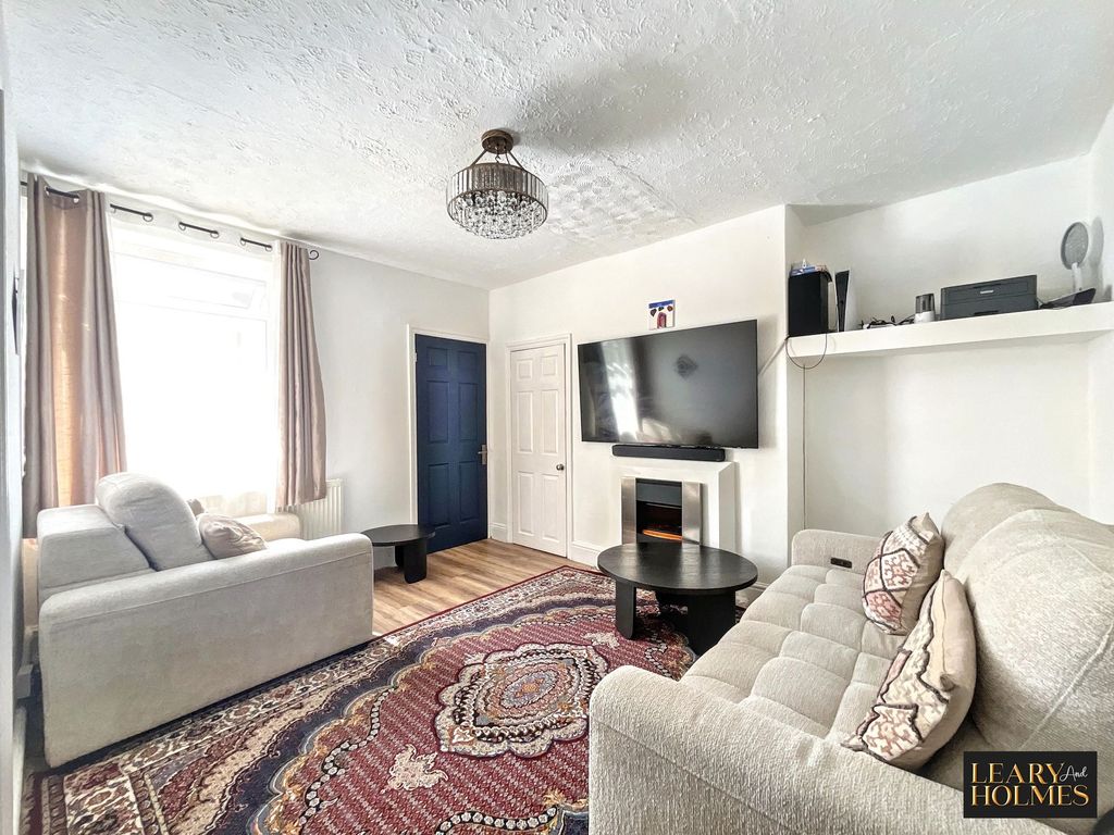 Property photo 2 of 14