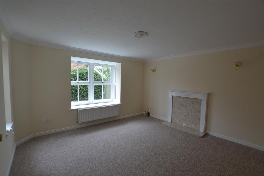 Property photo 3 of 11 3 Decoutterre 005.Jpg