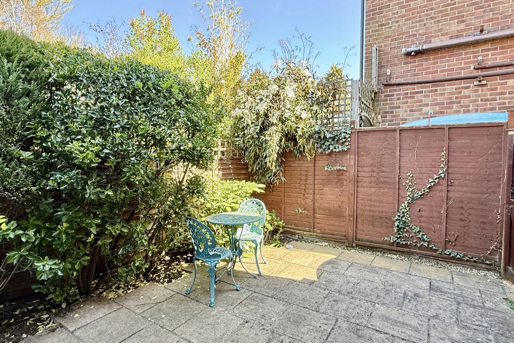 Property photo 3 of 16 Gallery