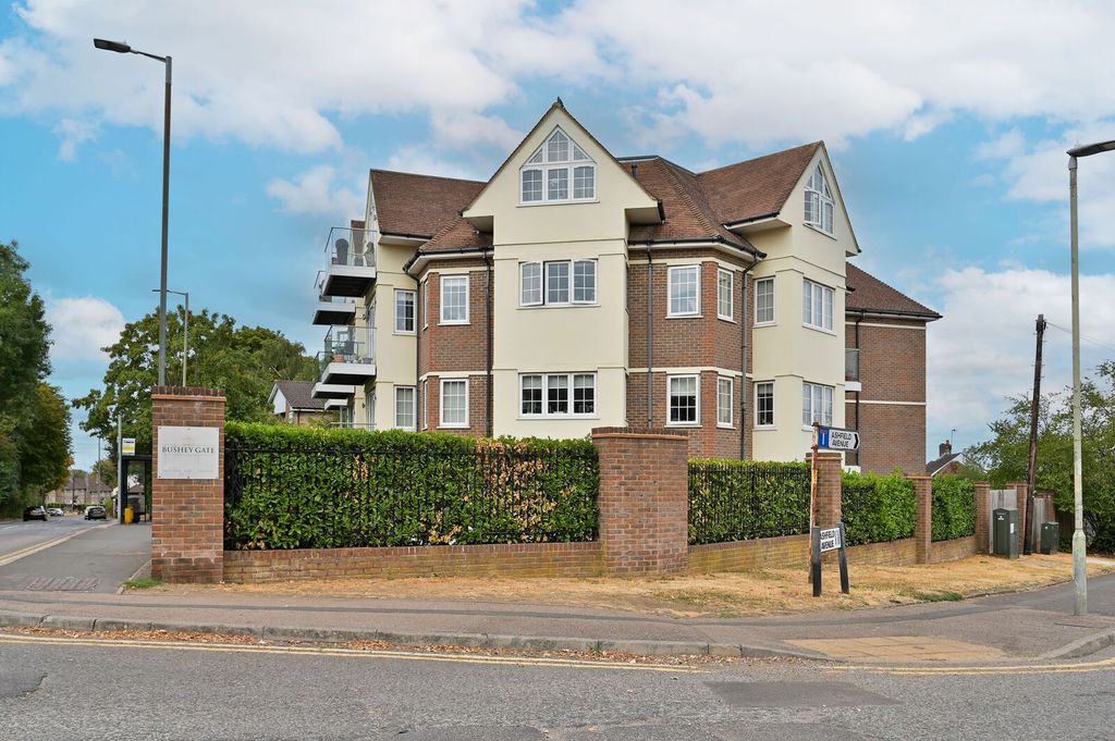 Property photo 1 of 22