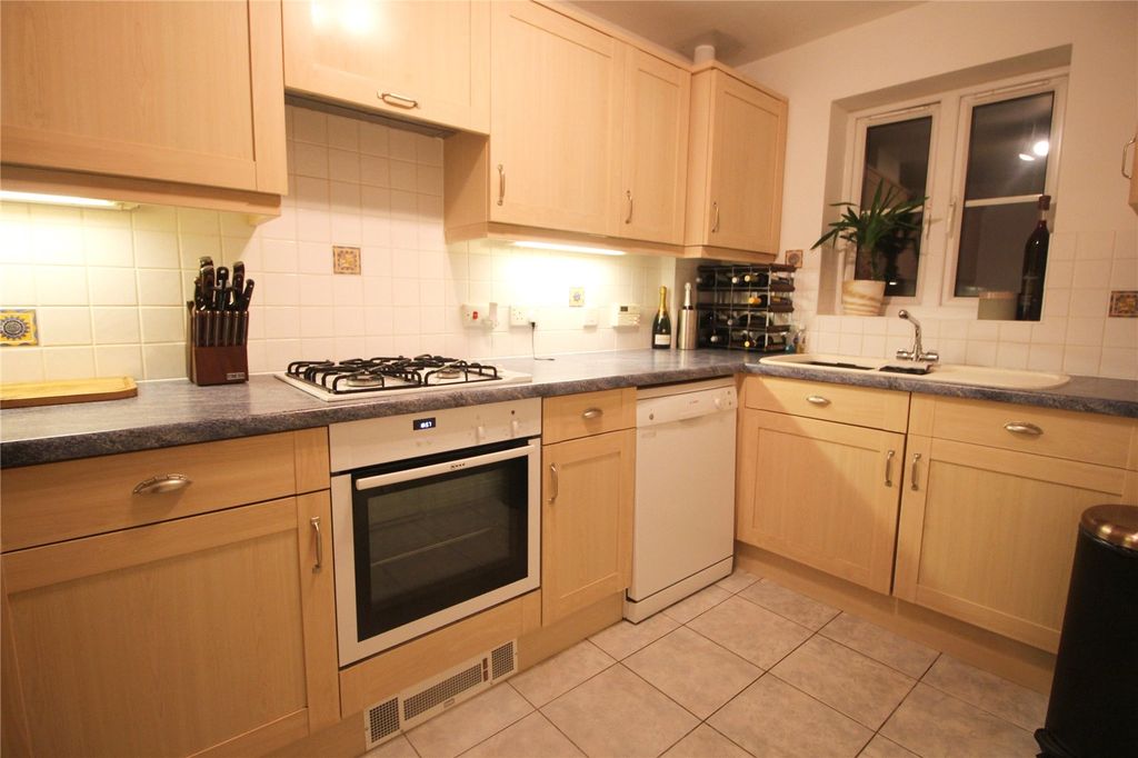 Property photo 3 of 8 Picture No. 05