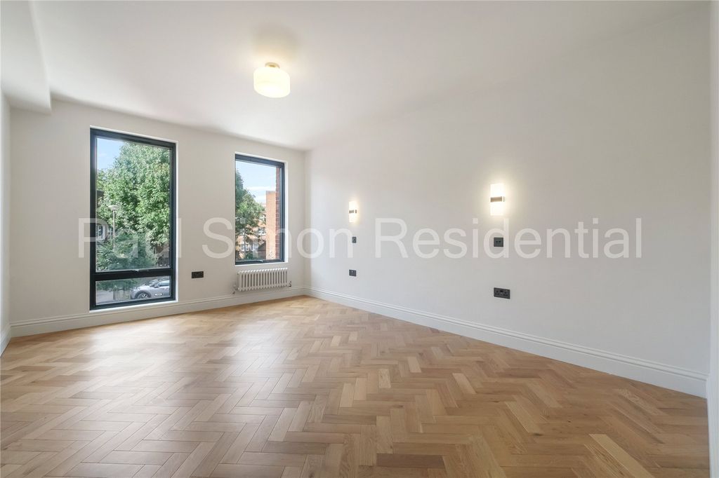 Property photo 3 of 12 Picture No. 04