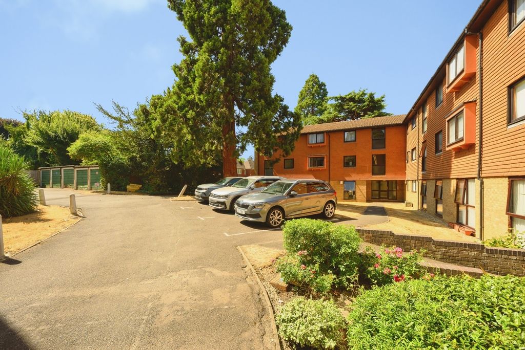 Property photo 2 of 12 Pbox-Img.Jpg