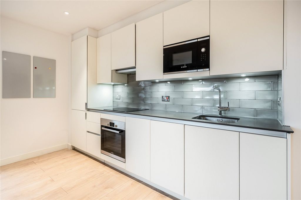 Property photo 3 of 7 Picture No. 05