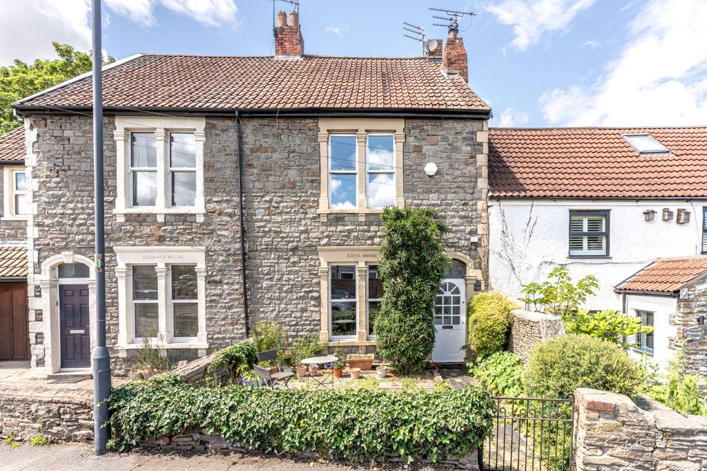 Property photo 1 of 21 A7407812-20