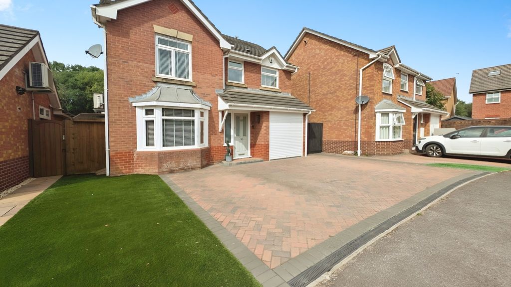 Property photo 1 of 21 Pbox-Front_Of_House-327599.Jpg