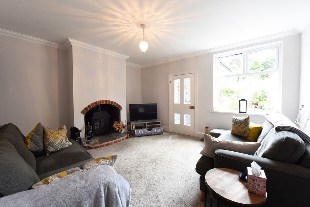 Property photo 2 of 16