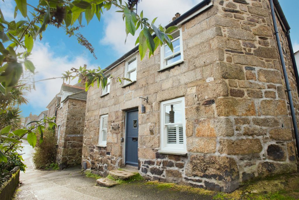 Property photo 1 of 29 2 Bedroom Semi Detached Cottage For Sale