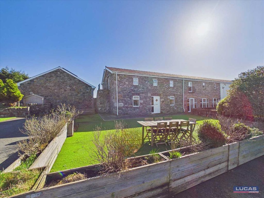 Property photo 1 of 33 Main Picture