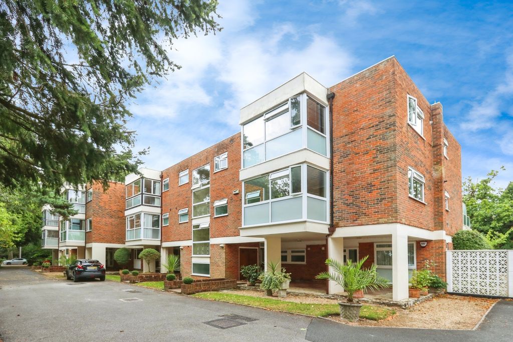 Property photo 1 of 17 Photo