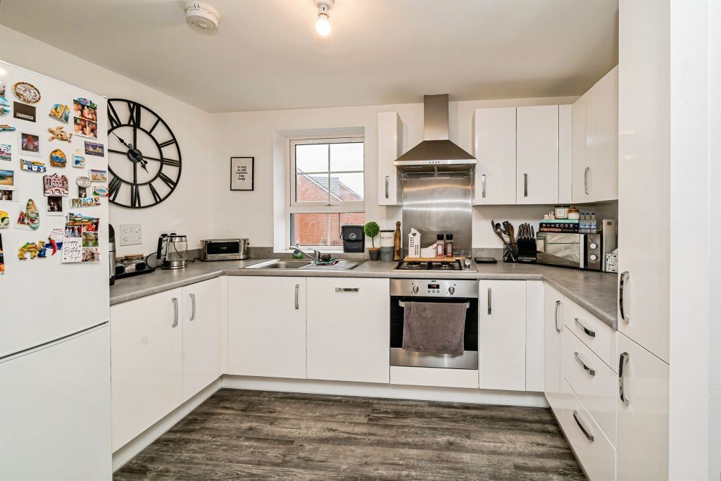 Property photo 2 of 10