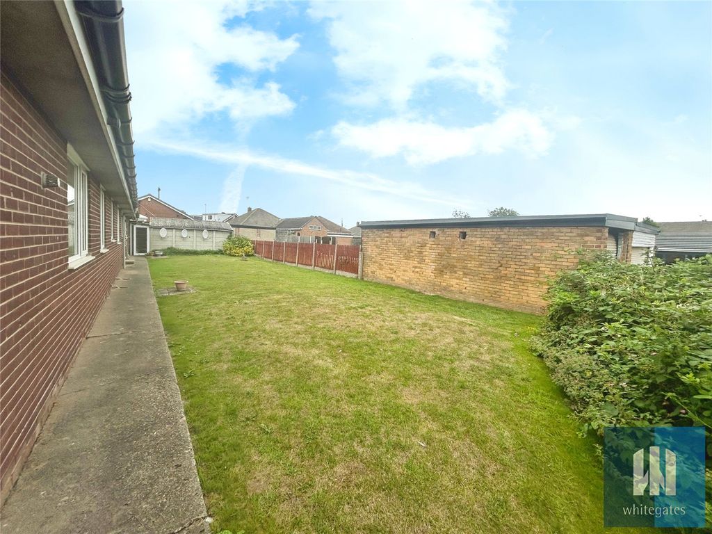 Property photo 3 of 26 Picture No. 21