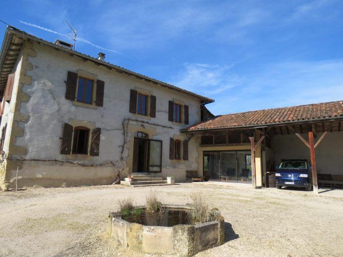 Property photo 1 of 50