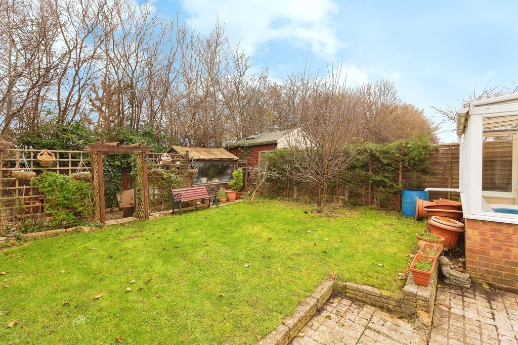 Property photo 2 of 16