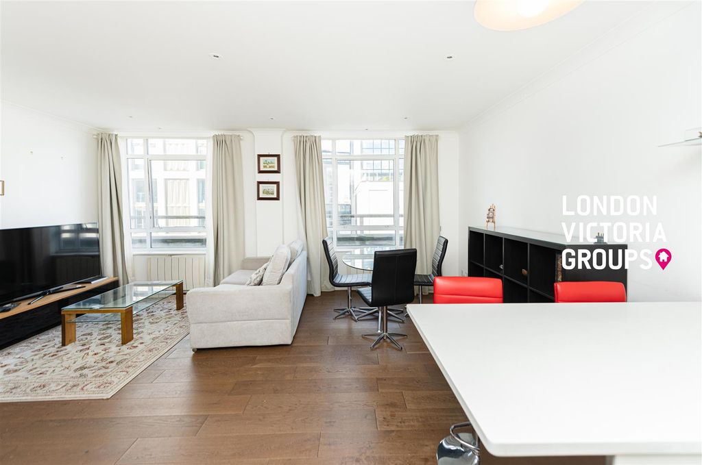 Property photo 3 of 18 1-7675.Jpg