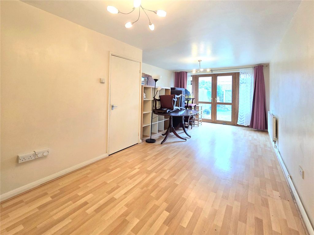 Property photo 2 of 13 Picture No. 06