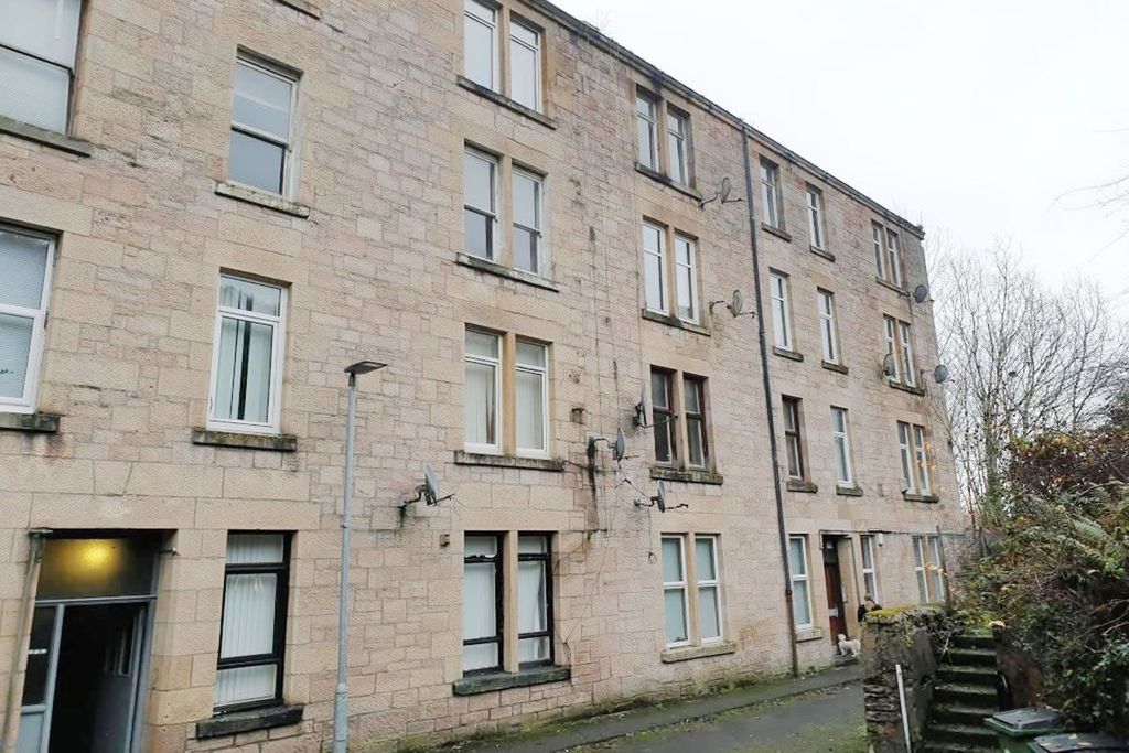 Property photo 3 of 6