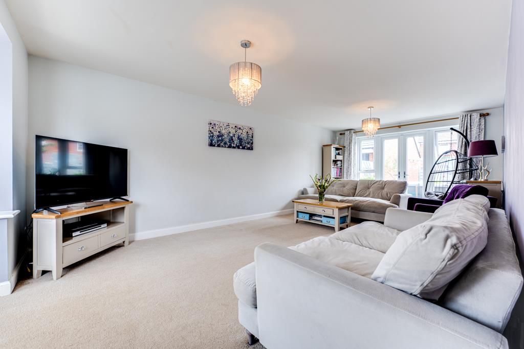 Property photo 3 of 36 10 Peveril Street, Barton Seagrave-8.Jpg