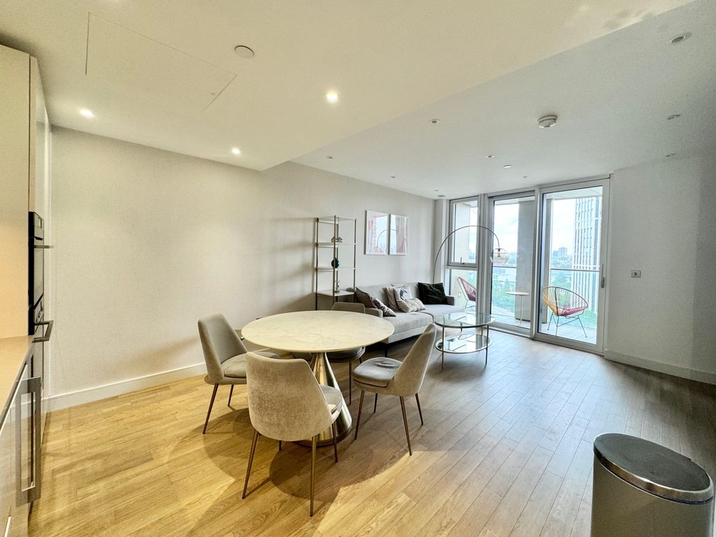 Property photo 1 of 27