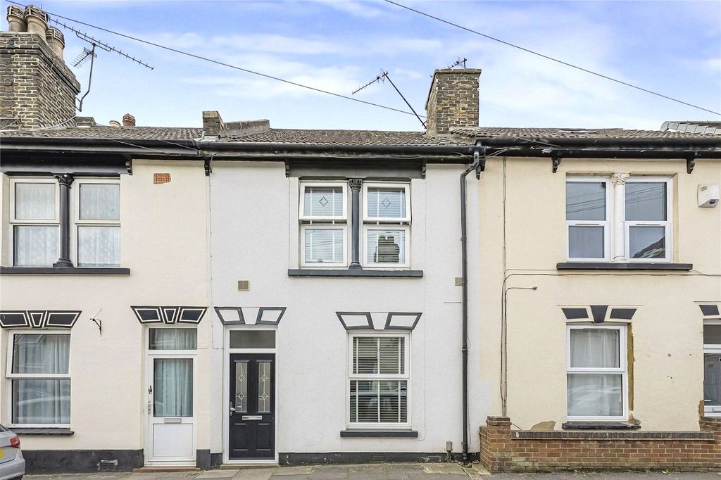 Property photo 2 of 15 Picture No. 27