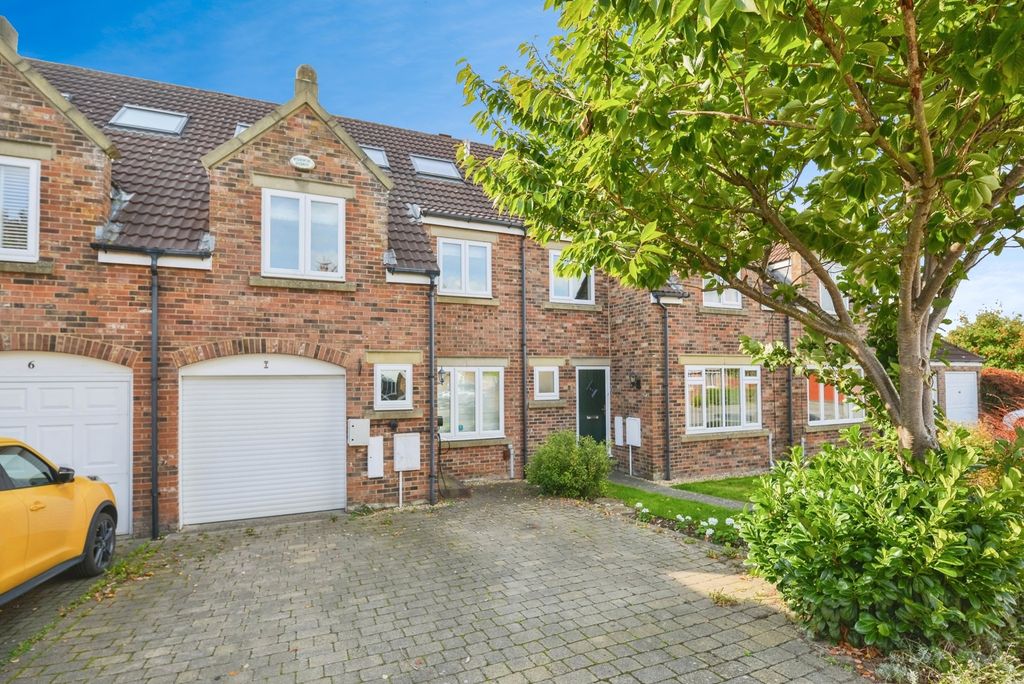 Property photo 1 of 17 Photo