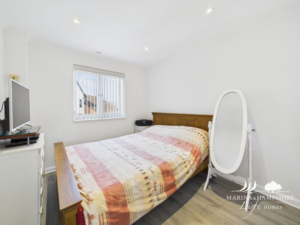 Additional image 22 of 4 bed town house for saleCarne Place, Port Solent, Portsmouth PO6