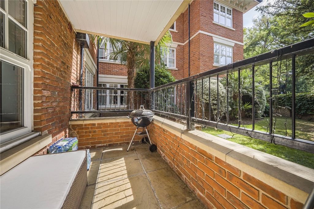Property photo 2 of 14 Picture No. 22