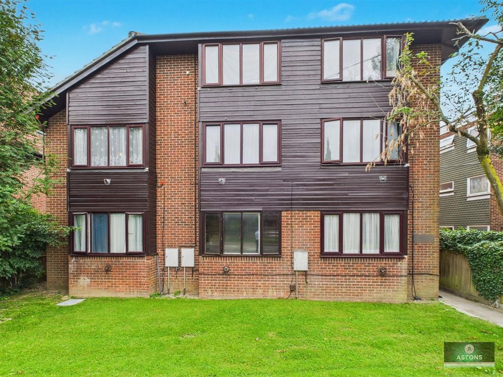 Property photo 1 of 7 Archers Court Front.Jpg