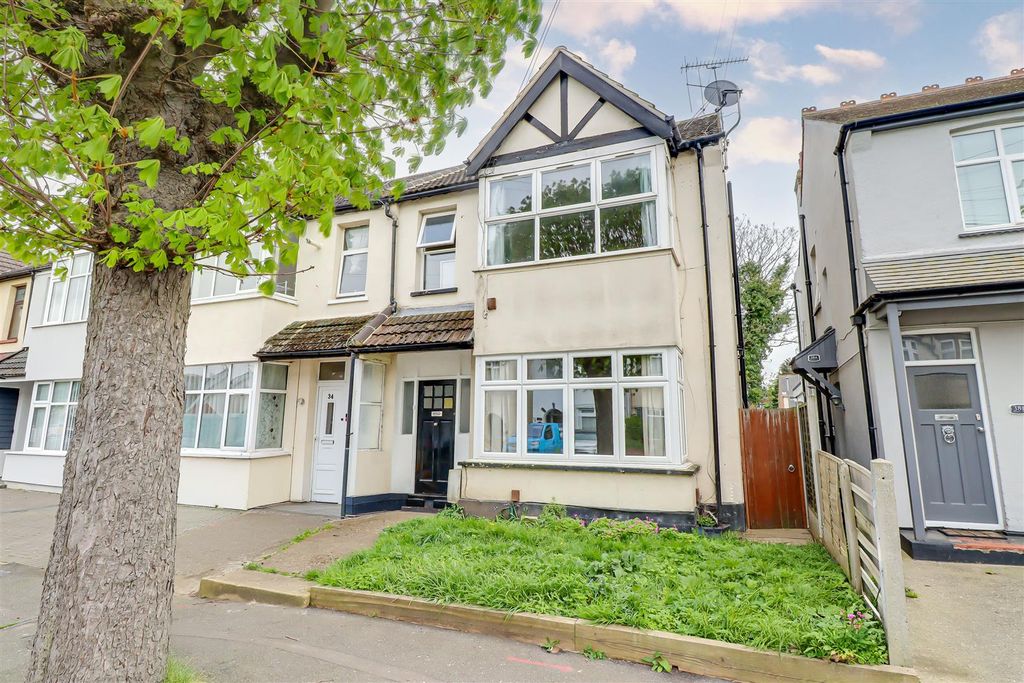 Property photo 1 of 13