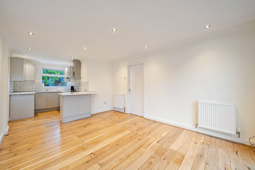 Additional image 4 of 2 bed semi-detached bungalow for saleSimpson Road, Hebden Bridge, West Yorkshire HX7