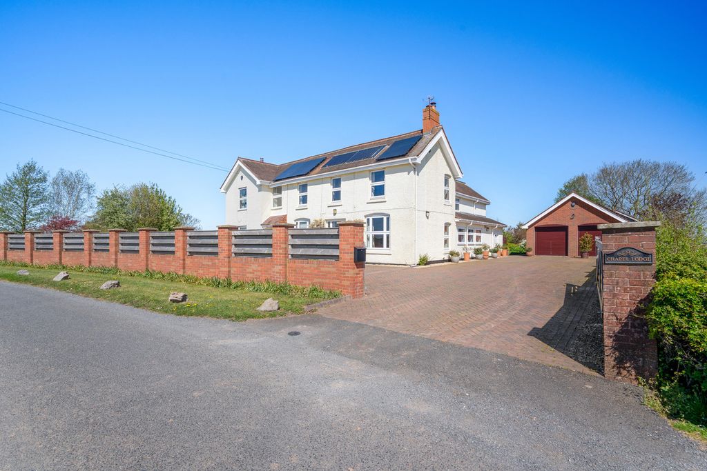 Property photo 1 of 34