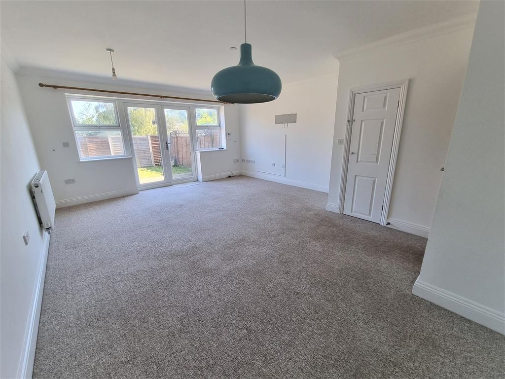 Property photo 2 of 15 363Ringlo2.Jpg