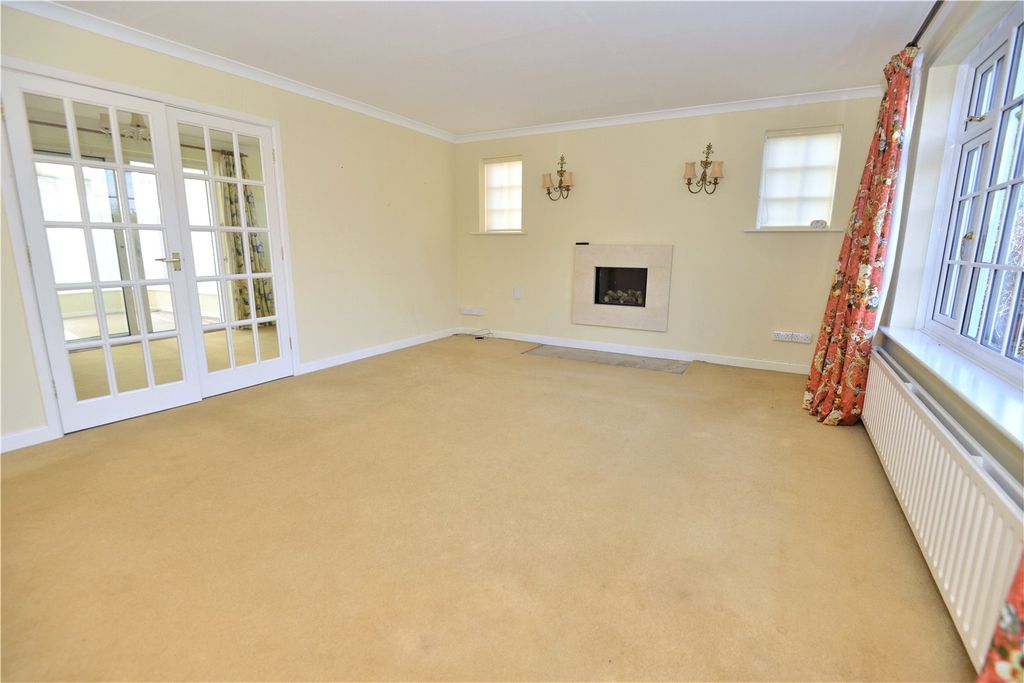 Property photo 3 of 17 Picture No. 14