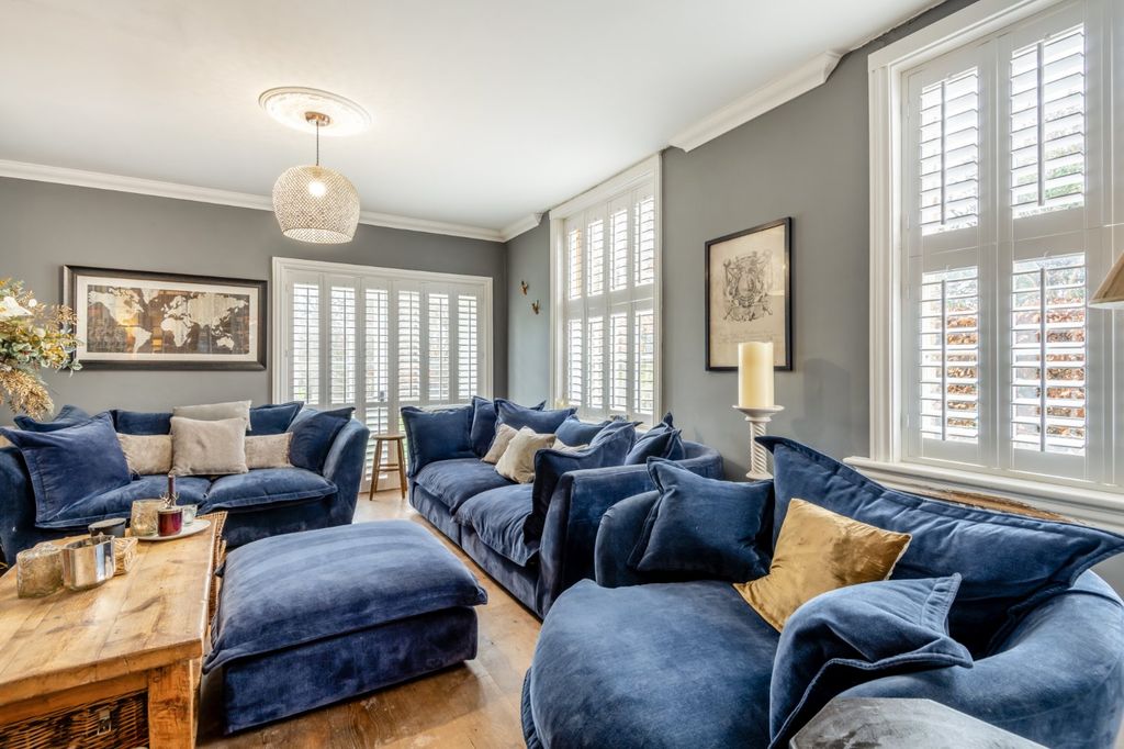 Property photo 2 of 16 Picture No. 04