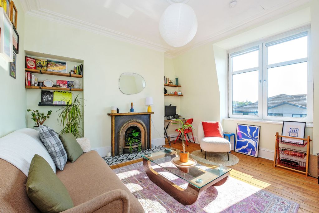 Property photo 1 of 27