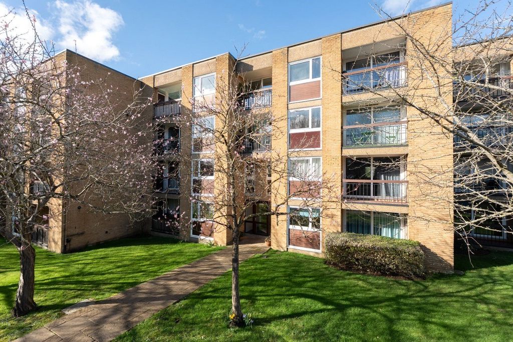 Property photo 1 of 17 Picture No. 10